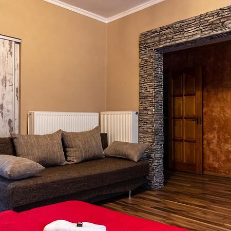 Virag Vendeghaz Villa Makó Buitenkant foto