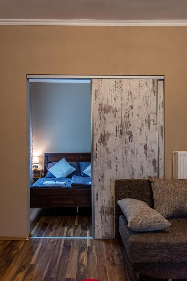 Virag Vendeghaz Villa Makó Buitenkant foto
