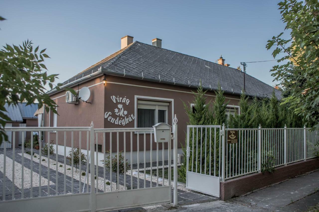 Virag Vendeghaz Villa Makó Buitenkant foto