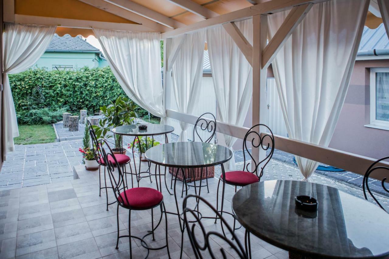 Virag Vendeghaz Villa Makó Buitenkant foto