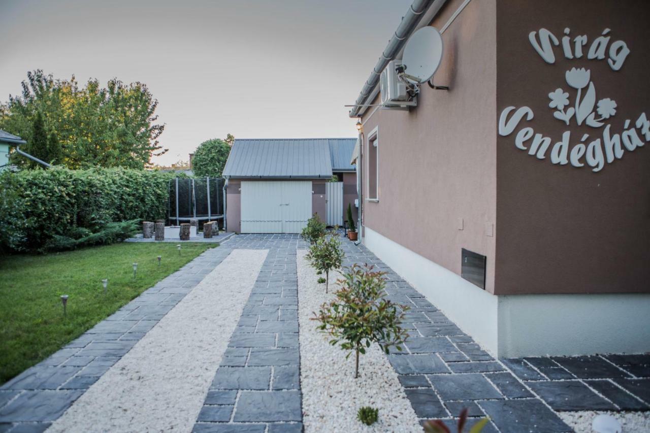 Virag Vendeghaz Villa Makó Buitenkant foto